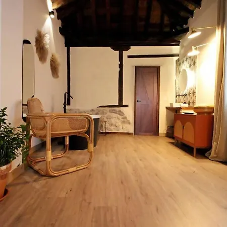 Patio De Angeles *