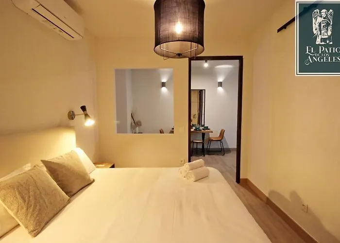 Patio De Angeles 公寓 *