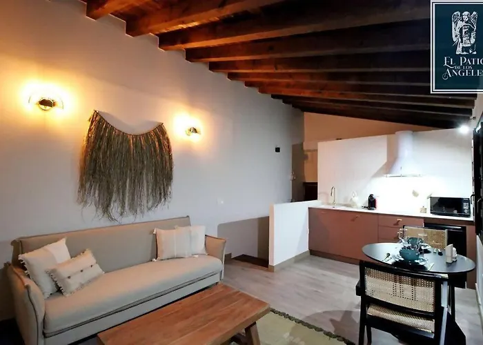 Patio De Angeles 公寓 *