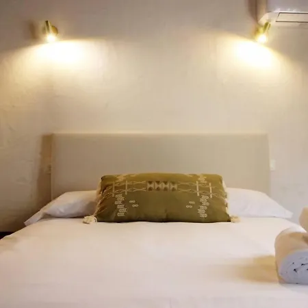 Patio De Angeles Toledo