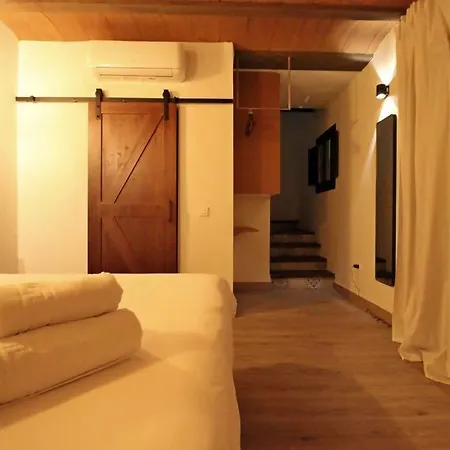 Patio De Angeles טולדו