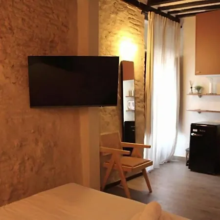 Patio De Angeles * Toledo