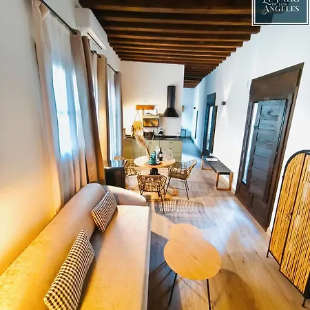 Patio De Angeles * Toledo