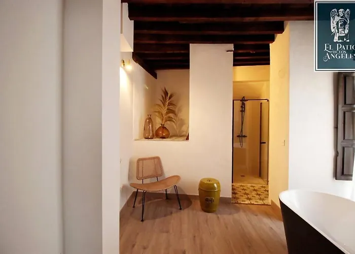 Patio De ángeles * Toledo