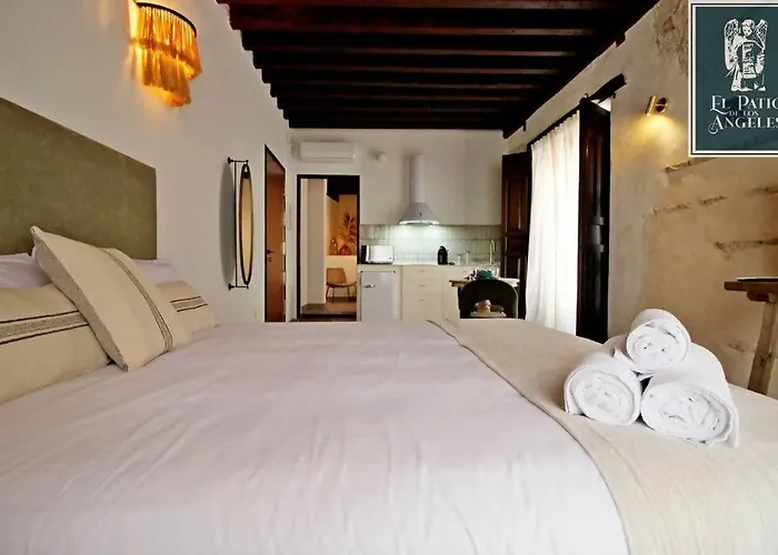 Patio De ángeles * Toledo